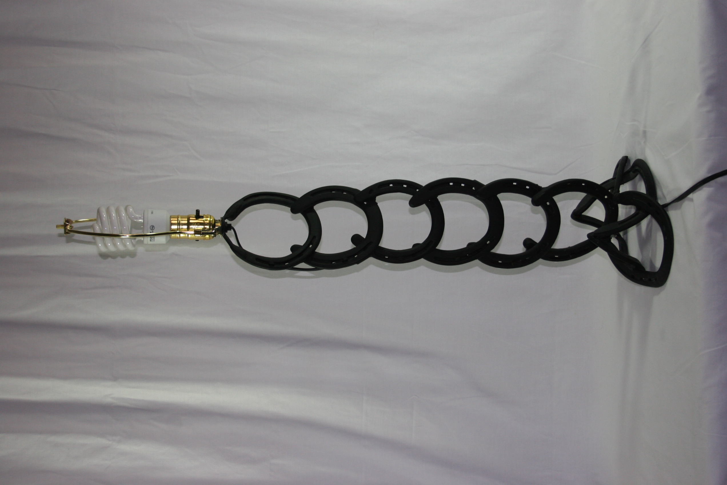 horseshoe lamp